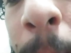 Arab cumming big on cam