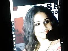Vidya Balan Mom Moaning cum tribute