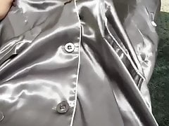 SATIN SILKY HANDJOB