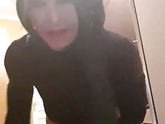 Sexychantal allein zu Hause