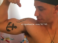 Muscle Fetish - Edward Flexing