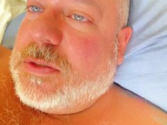 Blue eyes father with biggest tummy on twitter decides to jack off and show his dirty hole for you to enjoy