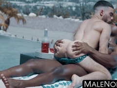 MaleNoir.com - Muscled black top DeAngelo Jackson butt drills Papi Suave firm and deep