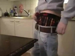 sagger boy cumming in the table