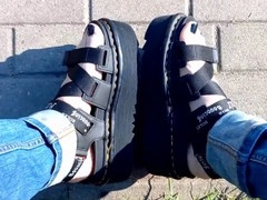 heelex in sexy sandals