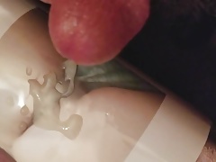 Busted a nut on the ass of member letshavefunto9t wife