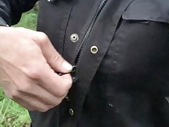 JE FAIS LA PUTE EN FORET
