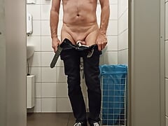 Without underwear at work