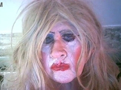 Smoking slag Sarah advertises herself, she is desperate for man-meat