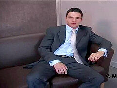 Queer, no condom, casting