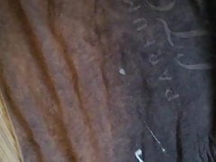 Big juicy pnp cumshot in slowmo