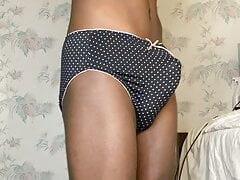 Hung Twink solo crossdresser