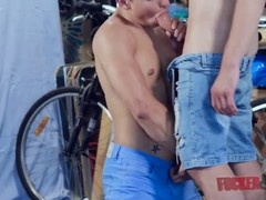 Koldo Goran & Ken Summers enjoy oral fun and intense rimming