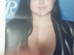 Ariel Winter cum tribute