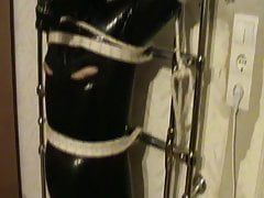 Restrained rubberslave on the grid  - 1