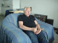 Str8 daddy a quick wank 14
