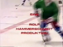 Ghiaccio Bollente-5 Ragazzi Lisci In Una Palestra Di Hockey