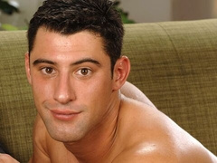 Manny Vegas looks brilliant with his fully nude bod