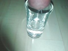 mega Ladung ins Glas gespritzt