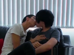 Emo twinks Alex Horler and Tantrum Desire fuck each other