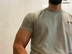 amazingly hot guy shoots a tasty load