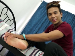 Str8 Boy Derik Foot Tease