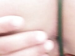 Deseo que me asotes mientras me abres el culo