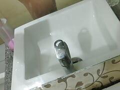 Morning massage with cumshot big dick