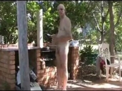 Queens Masturbating