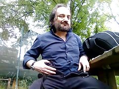 Kocalos - Pissing in a public park