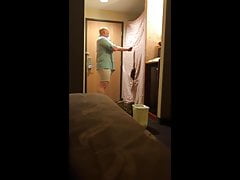 Amateur chubby gay at gloryhole