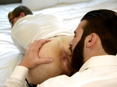 Office co-workers rent a hotel room to fuck