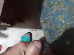 I masturbate with my aunt's shoes