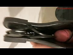CUM sandals