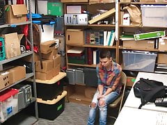 Security office: Austin Locke sucks and gets guard's cock