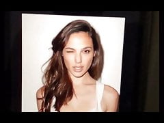 Gal Gadot Cum Tribute 1 (slow motion)