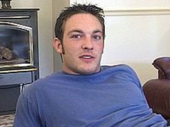 Tommy D gets this massage session all freaky