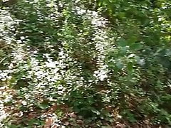 I'm jerking off in the forest for the first time !