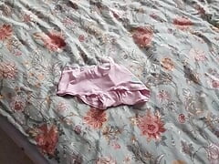 Jerking off in my stepdaughter room