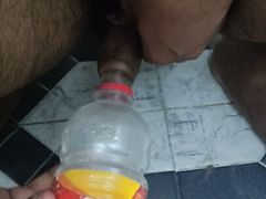 Ajaj ka laand bottal mai fass gaya. Dekho kaise nikala.