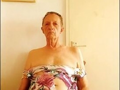 Petit Striptease Montrer Nu