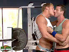 fabulous jocks bang in the gym