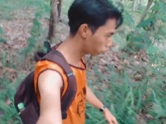 Big cock man jerks off in nature while receiving outdoor amateur blowjobs
