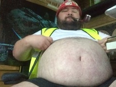 Hoggtubbs shows off his huge belly in this construction clip