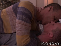 Muscular mature homo seduces and ass fucks young jock