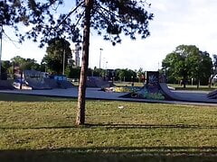 Skate park wank