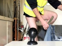 Inexperienced dude takes on extreme gape with massive insertions