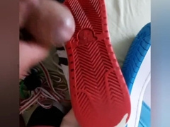 can't stop toying with my warm sneakers today...