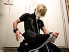 The marionette preparing to go jogging