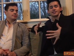 Muscle Homo Three Way & Jizz Flows in Homemade Threesome